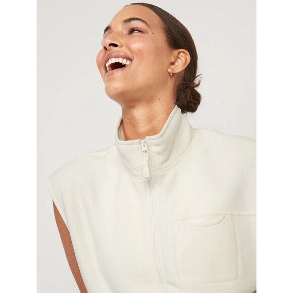 Old Navy Vest Fleece Full Zip Front Sleeveless Ivory SOFT NWT - Picture 2 of 11